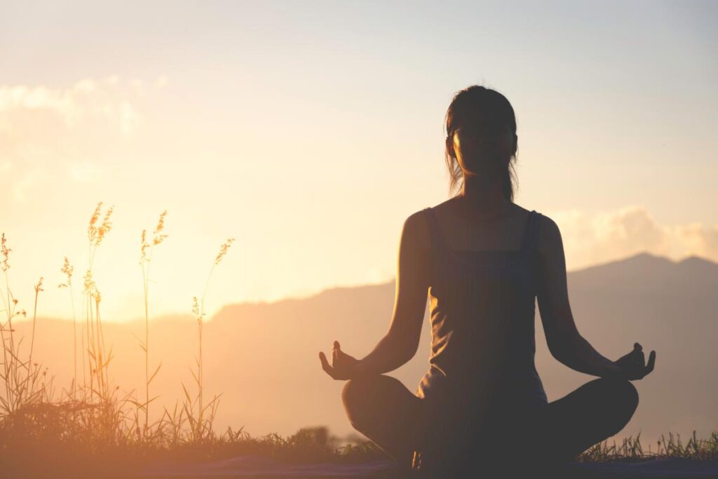 Yoga for Addiction: Using Yoga and the Twelve Steps to Find Peace in  Recovery